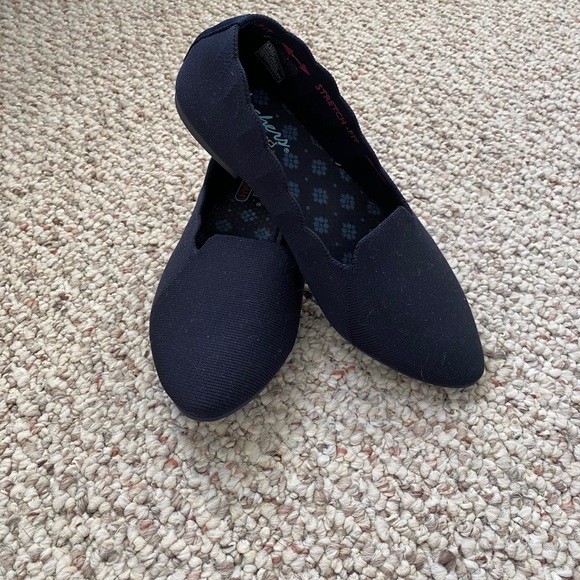 sketchers that look like rothys